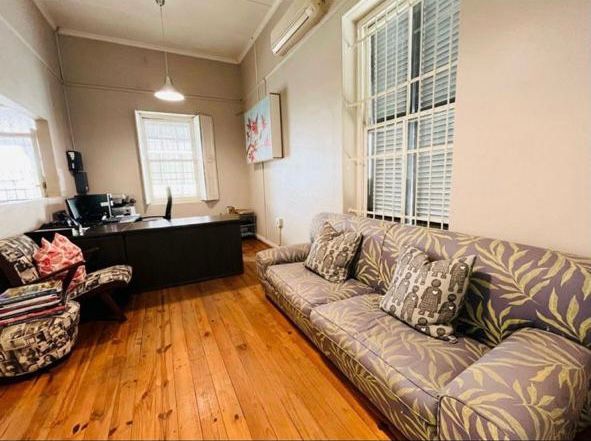 To Let Commercial Property for Rent in Worcester Western Cape
